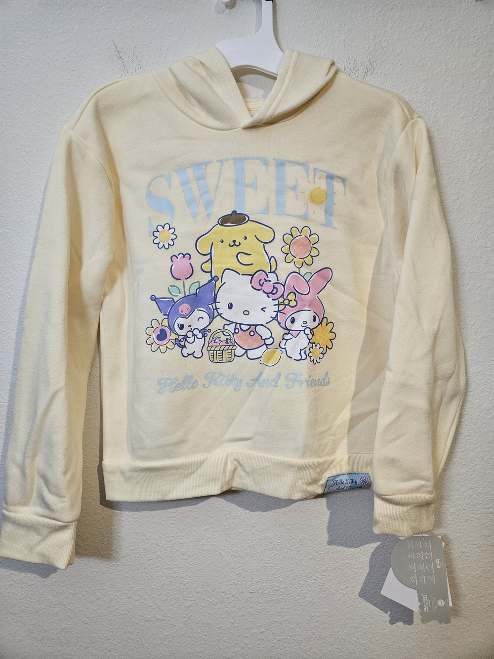 Hello Kitty Cream Graphic Hoodie with Friends - L (10/12)